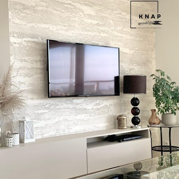 Realizace dekorativní stěrka efekt Beton Relief