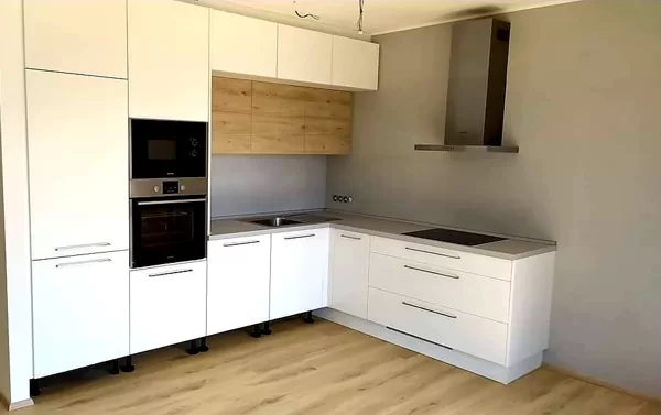 Realizace betonové dekorativní stěrky