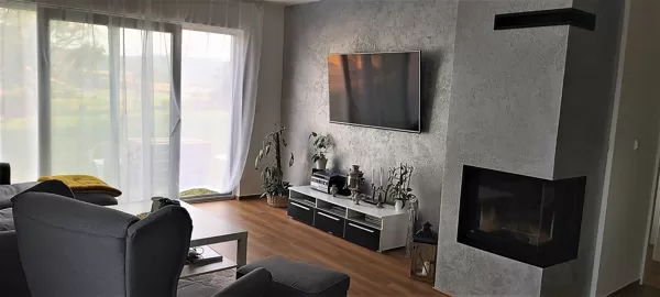 Realizace dekorativní stěrky efekt Vintage v metalické upravě