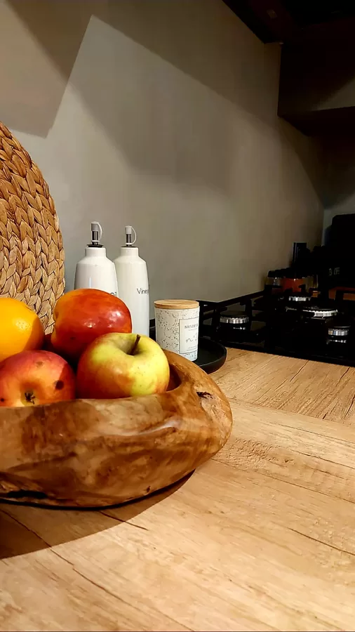 Realizace betonové dekorativní stěrky v kuchyni