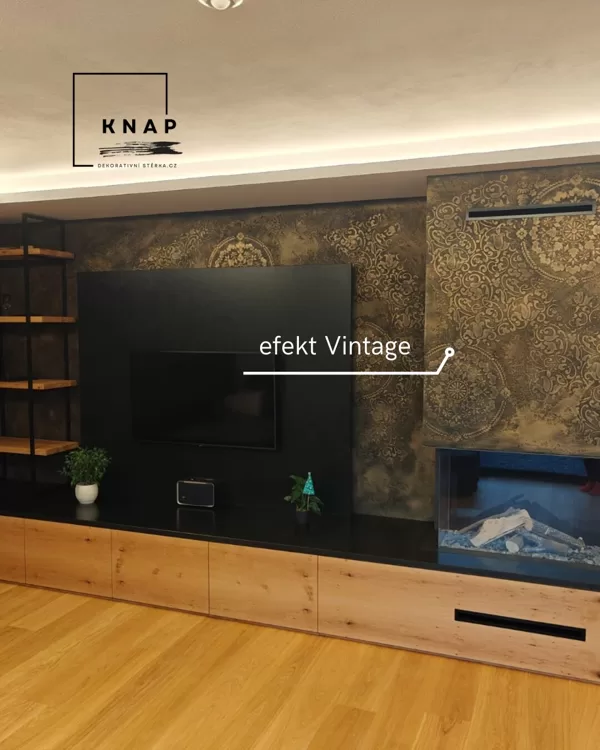 Dekorativní stěrka na krbu a obyvaci steně efek Vintage