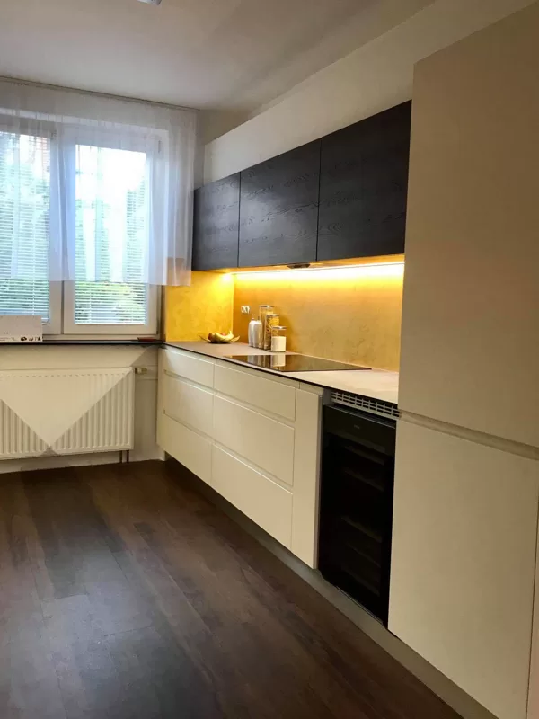 Realizace dekorativní stěrky v kuchyni